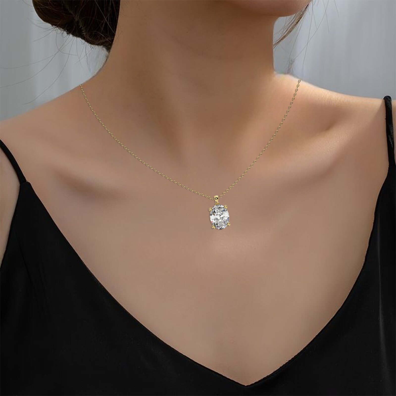 תליון סוליטר עם מתלה לשרשרת דגם 50082 כסף מצופה זהב צהוב במרכז יהלום מעבדה במשקל כולל של 5 קראט בחיתוך אובל עם תעודה גמולוגית אירופאית IGI – תמונה 5