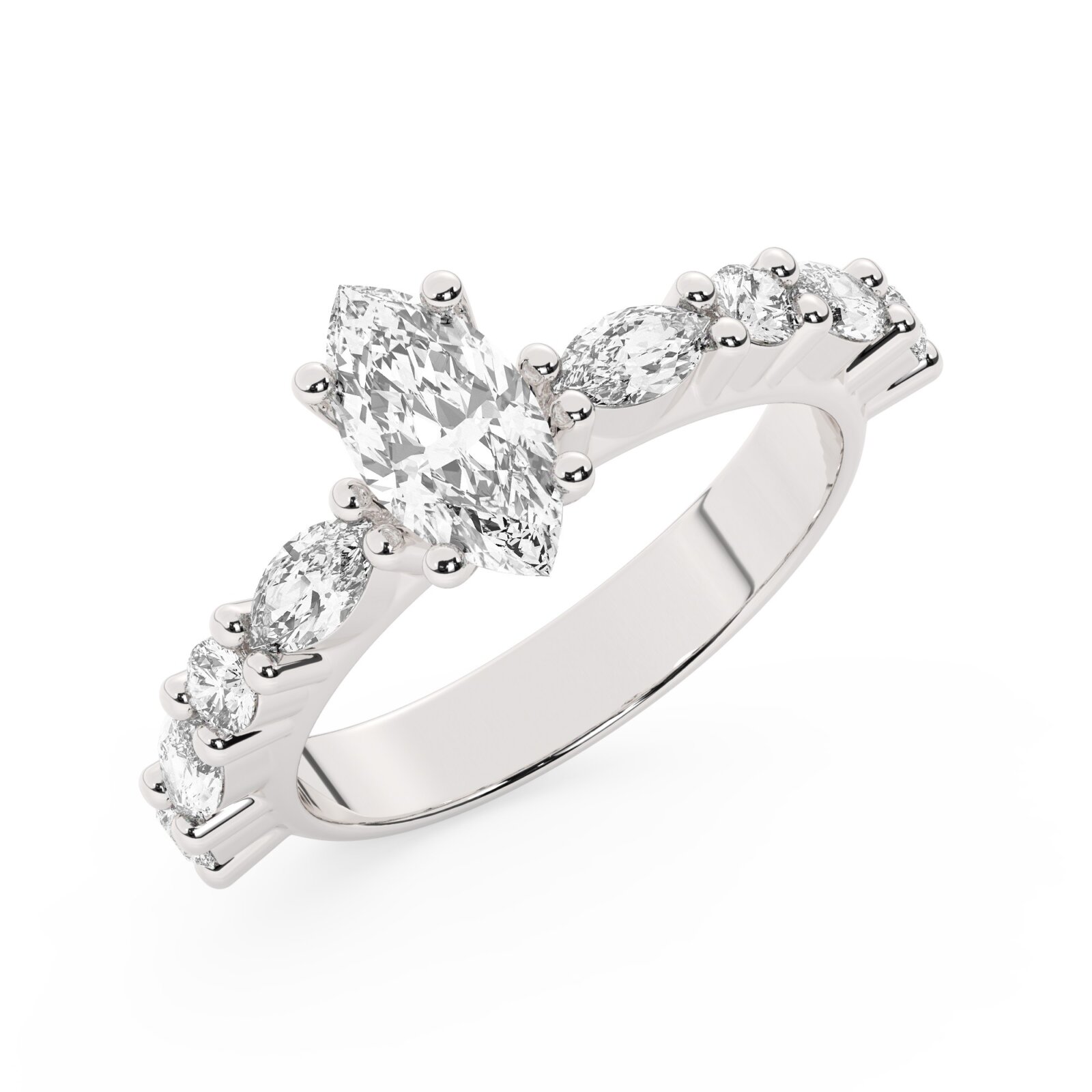 טבעת אירוסין סוליטר ויהלומים בצדדים דגם 50068 כסף מצופה זהב לבן במרכז יהלום מעבדה 1.50 קראט בחיתוך מרקיזה עם תעודה גמולוגית אירופאית IGI מסביב ובצדדים יהלומי מעבדה במשקל של 0.40 קראט בנוסף 0.20 קראט