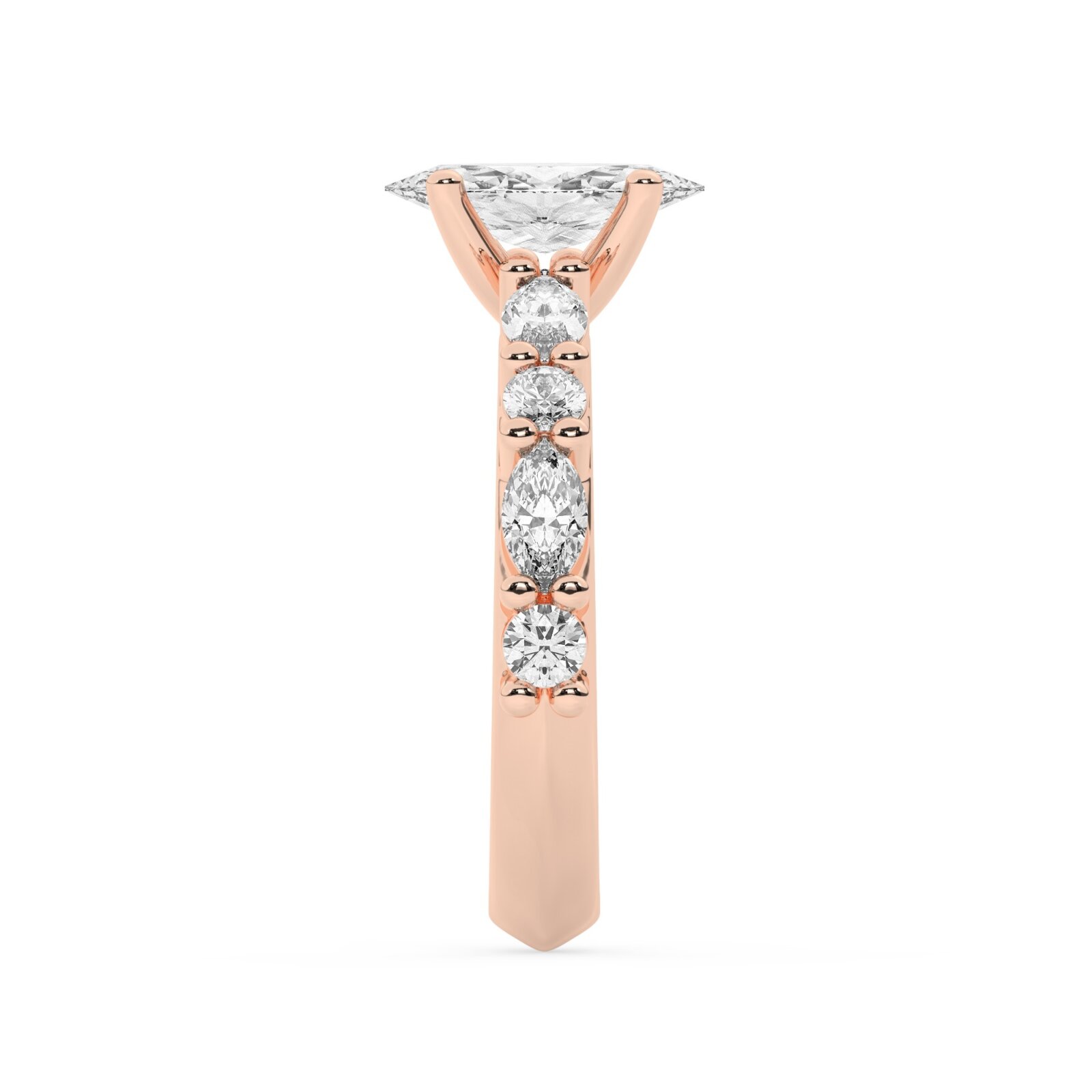 טבעת אירוסין סוליטר ויהלומים בצדדים דגם 50068 כסף מצופה זהב אדום רוזגולד במרכז יהלום מעבדה 1.50 קראט בחיתוך מרקיזה עם תעודה גמולוגית אירופאית IGI מסביב ובצדדים יהלומי מעבדה במשקל של 0.40 קראט בנוסף 0.20 קראט – תמונה 4