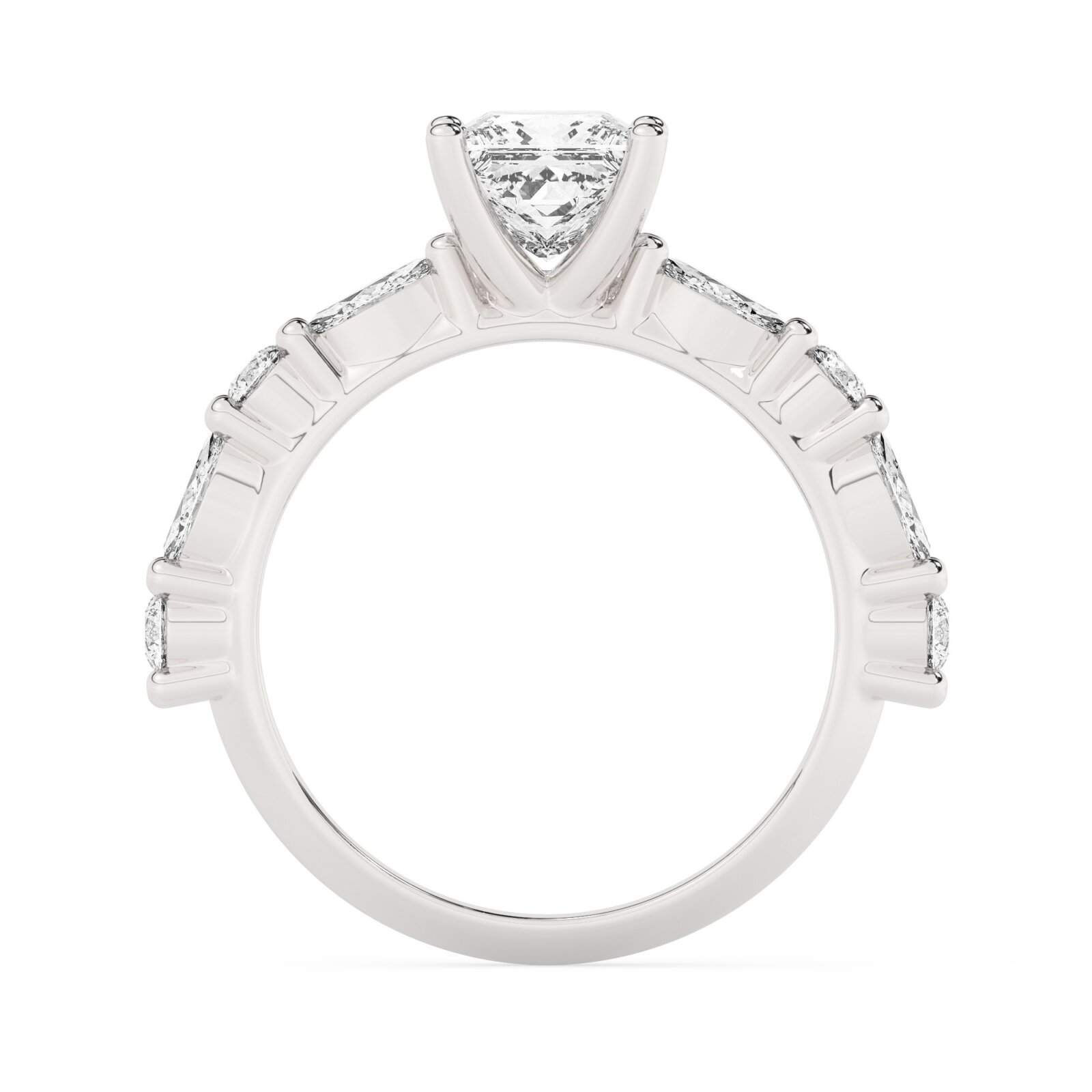 טבעת אירוסין סוליטר ויהלומים בצדדים דגם 50068 כסף מצופה זהב לבן במרכז אבן מעבדה מוסונייט 5 קראט בחיתוך פרינסס עם תעודה גמולוגית בינלאומית GRA מסביב ובצדדים אבני מעבדה מוסונייט במשקל של 0.40 קראט בנוסף 0.20 קראט – תמונה 3