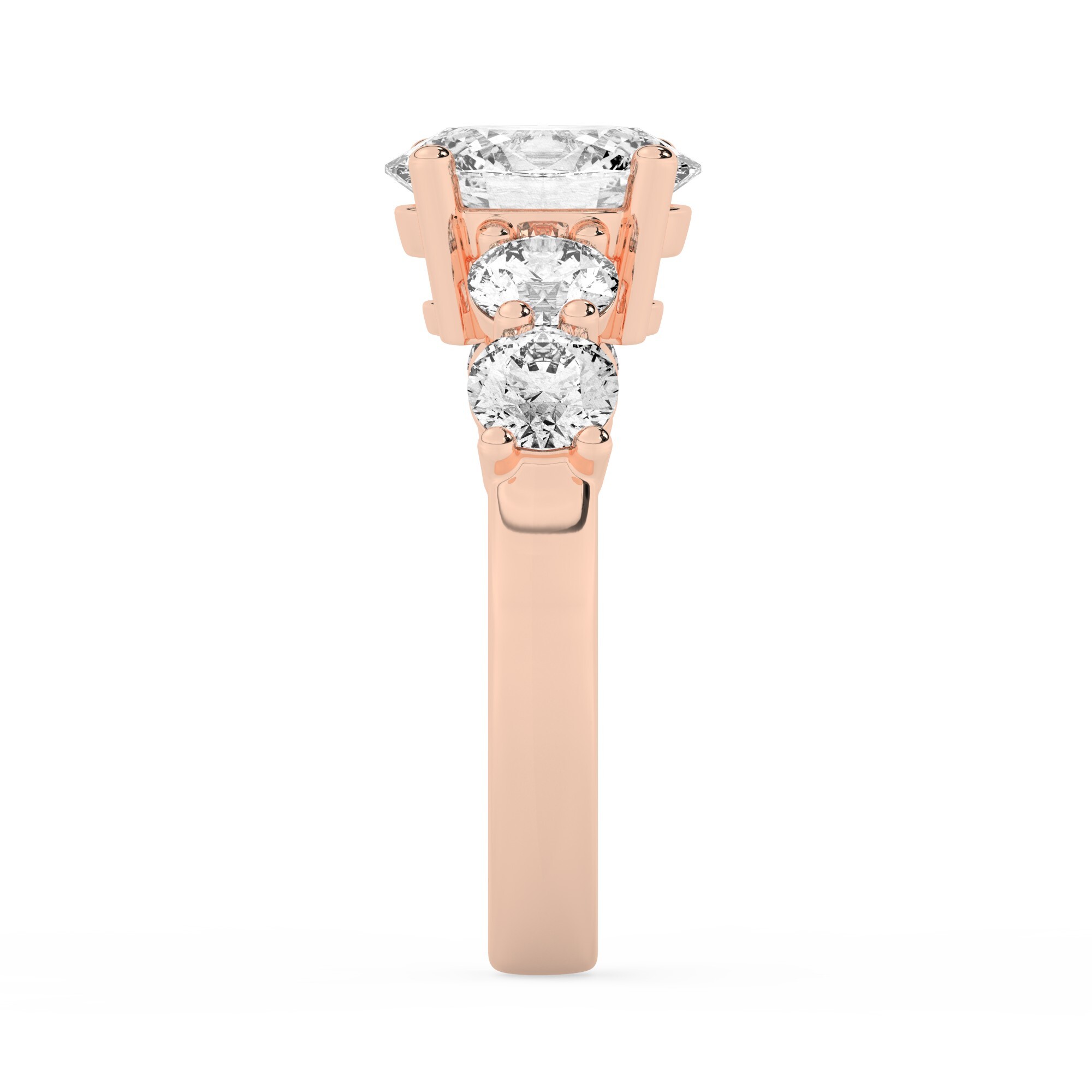 טבעת אירוסין סוליטר וזירקונים בצדדים דגם 50030 כסף מצופה זהב אדום רוזגולד במרכז זירקוניה 2 קראט בחיתוך אובל מסביב ובצדדים זירקונים בחיתוך עגול – תמונה 4