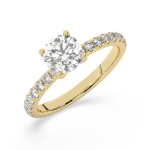 טבעת אירוסין סוליטר וזירקונים בצדדים דגם 50037 זהב צהוב 14 קראט במרכז זירקוניה 1 קראט בחיתוך עגול מסביב ובצדדים זירקונים בחיתוך עגול