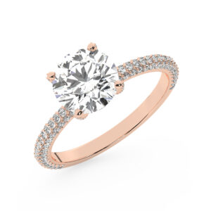 טבעת אירוסין סוליטר ויהלומים בצדדים דגם 50012 זהב אדום רוזגולד 14 קראט במרכז זירקוניה 2 קראט בחיתוך עגול מסביב ובצדדים זירקונים בחיתוך עגול