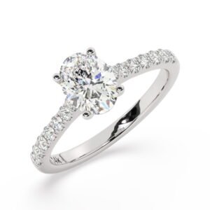 טבעת אירוסין סוליטר ויהלומים בצדדים דגם 50019 זהב לבן 14 קראט במרכז זירקוניה 0.75 קראט בחיתוך אובל מסביב ובצדדים זירקונים בחיתוך עגול