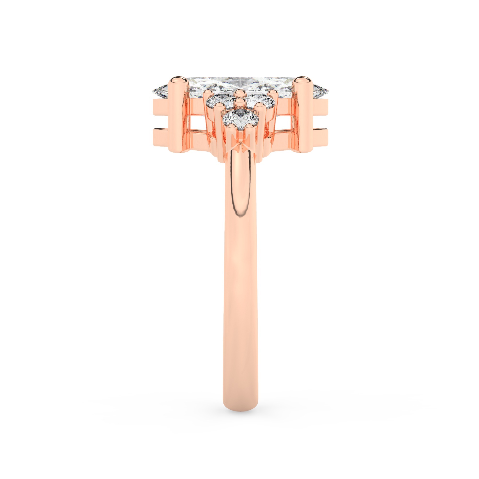 טבעת אירוסין סוליטר ויהלומים בצדדים דגם 50041 כסף מצופה זהב אדום רוזגולד במרכז יהלום מעבדה 1.50 קראט בחיתוך מרקיזה עם תעודה גמולוגית אירופאית IGI מסביב ובצדדים יהלומי מעבדה במשקל כולל של 0.30 קראט בחיתוך עגול – תמונה 4