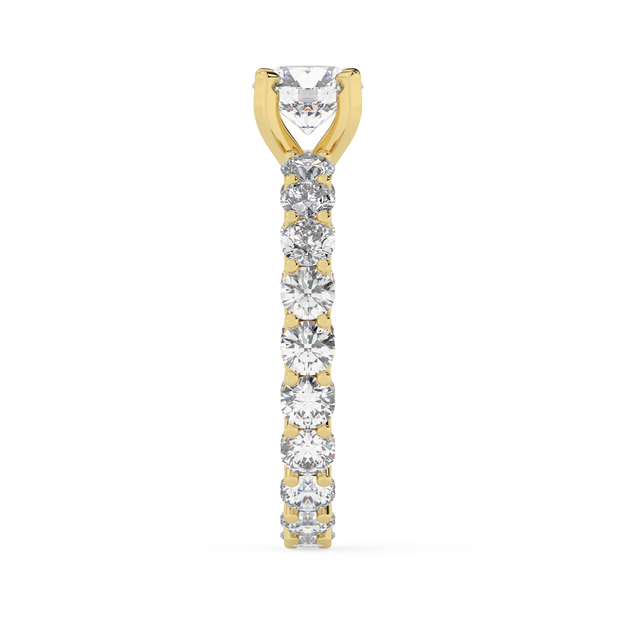 טבעת אירוסין סוליטר ומוסונייט בצדדים איטרנטיני דגם 50044 כסף מצופה זהב צהוב במרכז אבן מעבדה מוסונייט 1.50 קראט בחיתוך עגול עם תעודה גמולוגית בינלאומית GRA מסביב ובצדדים אבני מעבדה מוסונייט במשקל כולל של 1.80 קראט בחיתוך עגול – תמונה 4