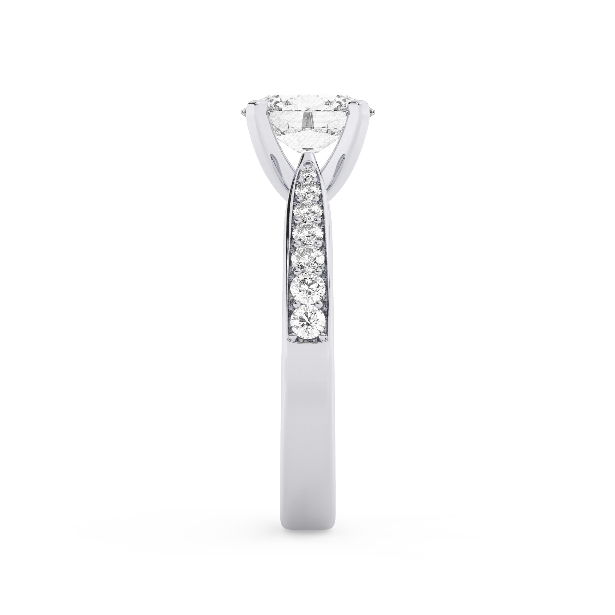 טבעת אירוסין סוליטר ומוסונייט בצדדים דגם 50017 כסף מצופה זהב לבן במרכז אבן מעבדה מוסונייט 1.50 קראט בחיתוך אובל עם תעודה גמולוגית בינלאומית GRA מסביב ובצדדים אבני מעבדה מוסונייט במשקל כולל של 0.15 קראט בחיתוך עגול – תמונה 4