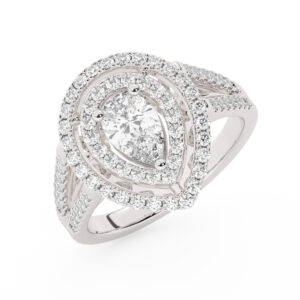 טבעת אירוסין היילו דגם 50025 כסף מצופה זהב לבן במרכז אבן מעבדה מוסונייט 1 קראט בחיתוך טיפה עם תעודה גמולוגית בינלאומית GRA מסביב ובצדדים אבני מעבדה מוסונייט במשקל כולל של 0.62 קראט בחיתוך עגול