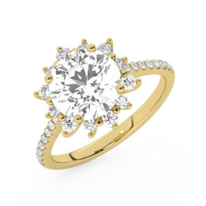 טבעת אירוסין היילו דגם 50024 כסף מצופה זהב צהוב במרכז אבן מעבדה מוסונייט 4 קראט בחיתוך עגול עם תעודה גמולוגית בינלאומית GRA מסביב ובצדדים אבני מעבדה מוסונייט במשקל כולל של 0.39 קראט בחיתוך עגול