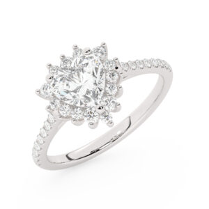 טבעת אירוסין היילו דגם 50024 כסף מצופה זהב לבן במרכז אבן מעבדה מוסונייט 3 קראט בחיתוך לב עם תעודה גמולוגית בינלאומית GRA מסביב ובצדדים אבני מעבדה מוסונייט במשקל כולל של 0.39 קראט בחיתוך עגול