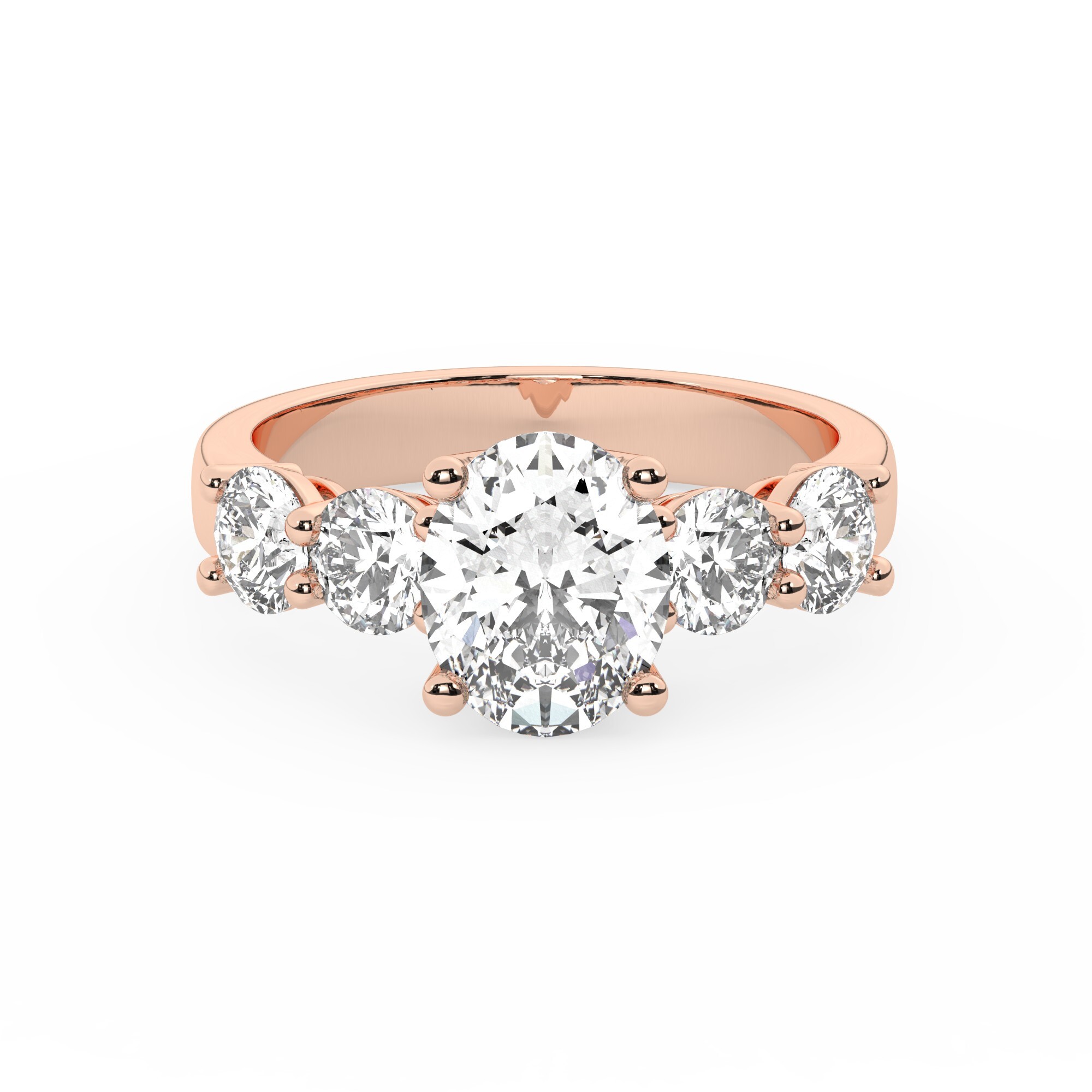 טבעת אירוסין סוליטר ומוסונייט בצדדים דגם 50030 כסף מצופה זהב אדום רוזגולד במרכז אבן מעבדה מוסונייט 2 קראט בחיתוך אובל עם תעודה גמולוגית בינלאומית GRA מסביב ובצדדים אבני מעבדה מוסונייט במשקל כולל של 1.08 קראט בחיתוך עגול – תמונה 2