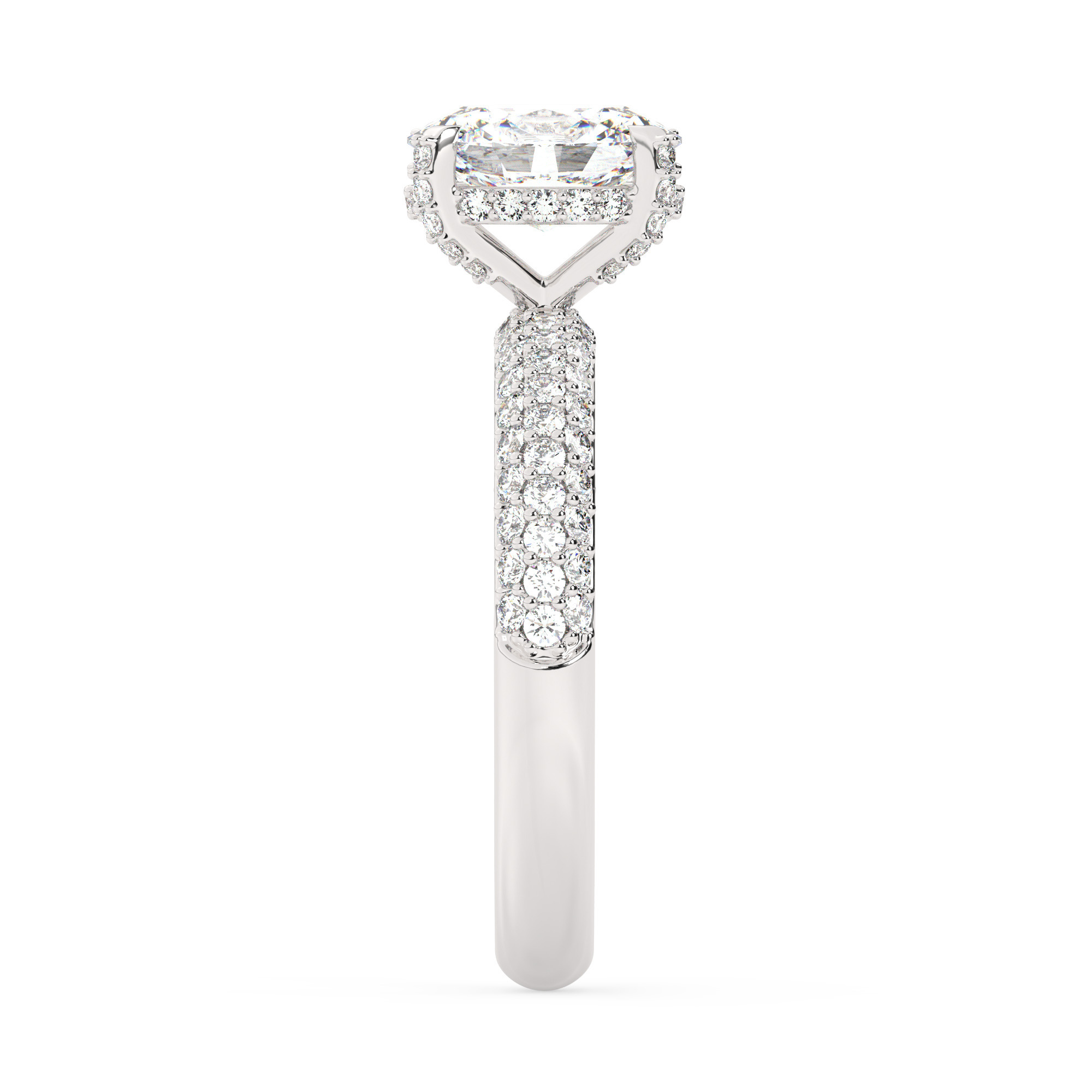 טבעת אירוסין סוליטר וזירקונים בצדדים דגם 50014 זהב לבן 14 קראט במרכז זירקוניה 1.50 קראט בחיתוך אובל מסביב ובצדדים זירקונים בחיתוך עגול – תמונה 4