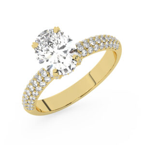 טבעת אירוסין סוליטר וזירקונים בצדדים דגם 50014 זהב צהוב 14 קראט במרכז זירקוניה 2 קראט בחיתוך אובל מסביב ובצדדים זירקונים בחיתוך עגול