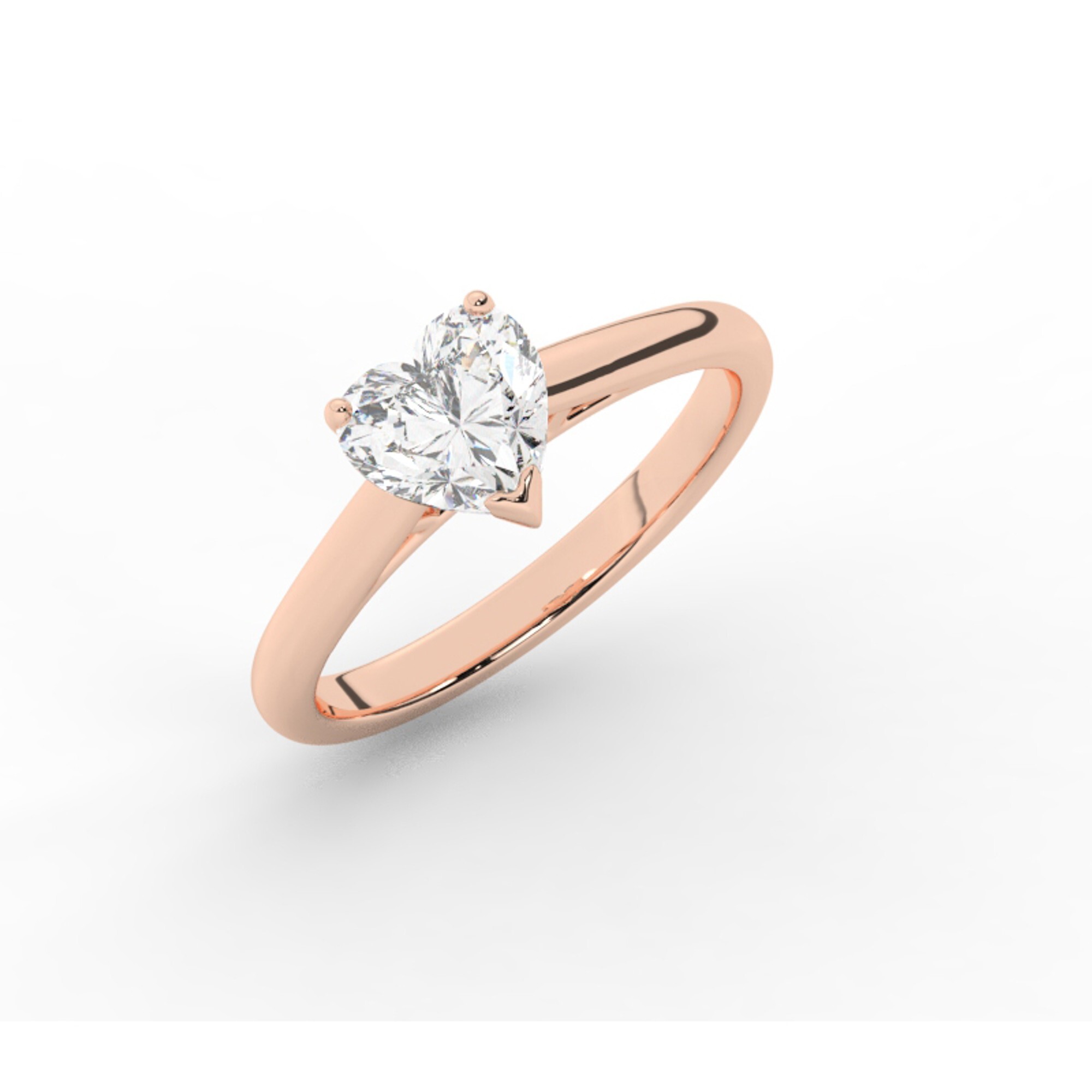 טבעת אירוסין סוליטר דגם 50029 כסף מצופה זהב אדום רוזגולד במרכז יהלום מעבדה במשקל כולל של 4 קראט בחיתוך לב עם תעודה גמולוגית אירופאית IGI