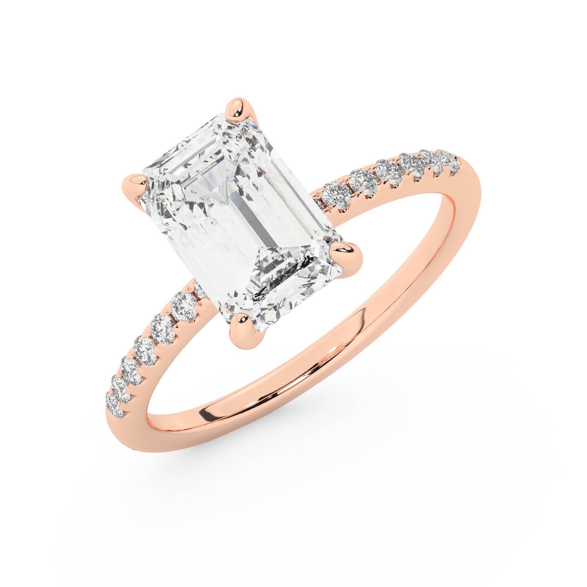 טבעת אירוסין סוליטר ויהלומים בצדדים דגם 50048 כסף מצופה זהב אדום רוזגולד במרכז יהלום מעבדה 4 קראט בחיתוך אמרלד עם תעודה גמולוגית אירופאית IGI מסביב ובצדדים יהלומי מעבדה במשקל כולל של 0.14 קראט בחיתוך עגול